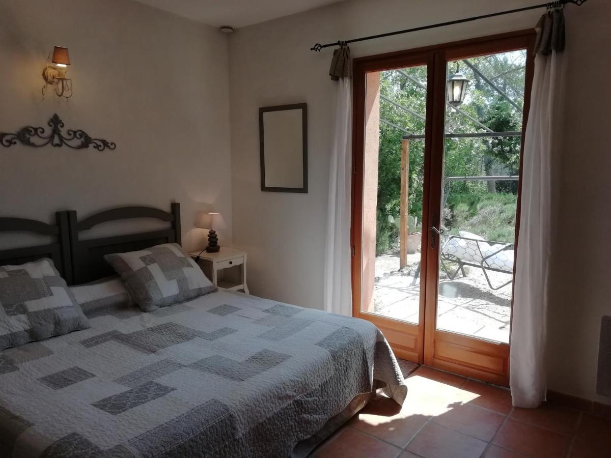 Chambre D'Hote Le Mas Des Romarins Les Arcs-sur-Argens Exterior photo